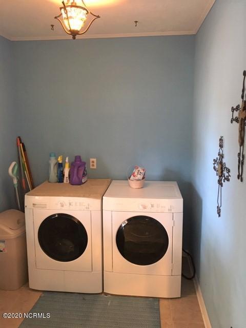 718 Poplar Street Faison, NC 28341 - Photo 5 of 15 Laundry