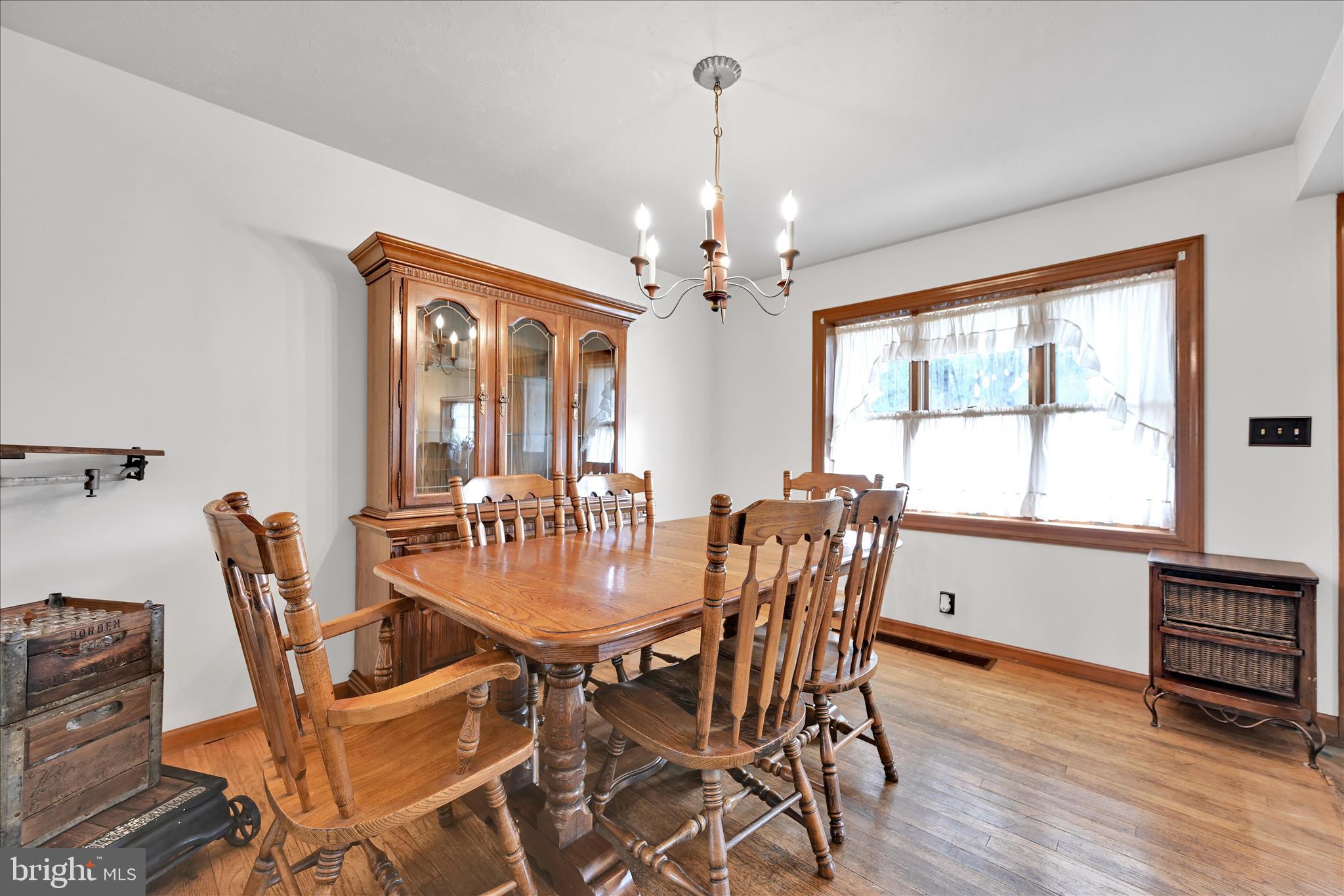 107 Moonshine Road Jonestown, PA 17038 - Photo 6 of 31 Dining Area