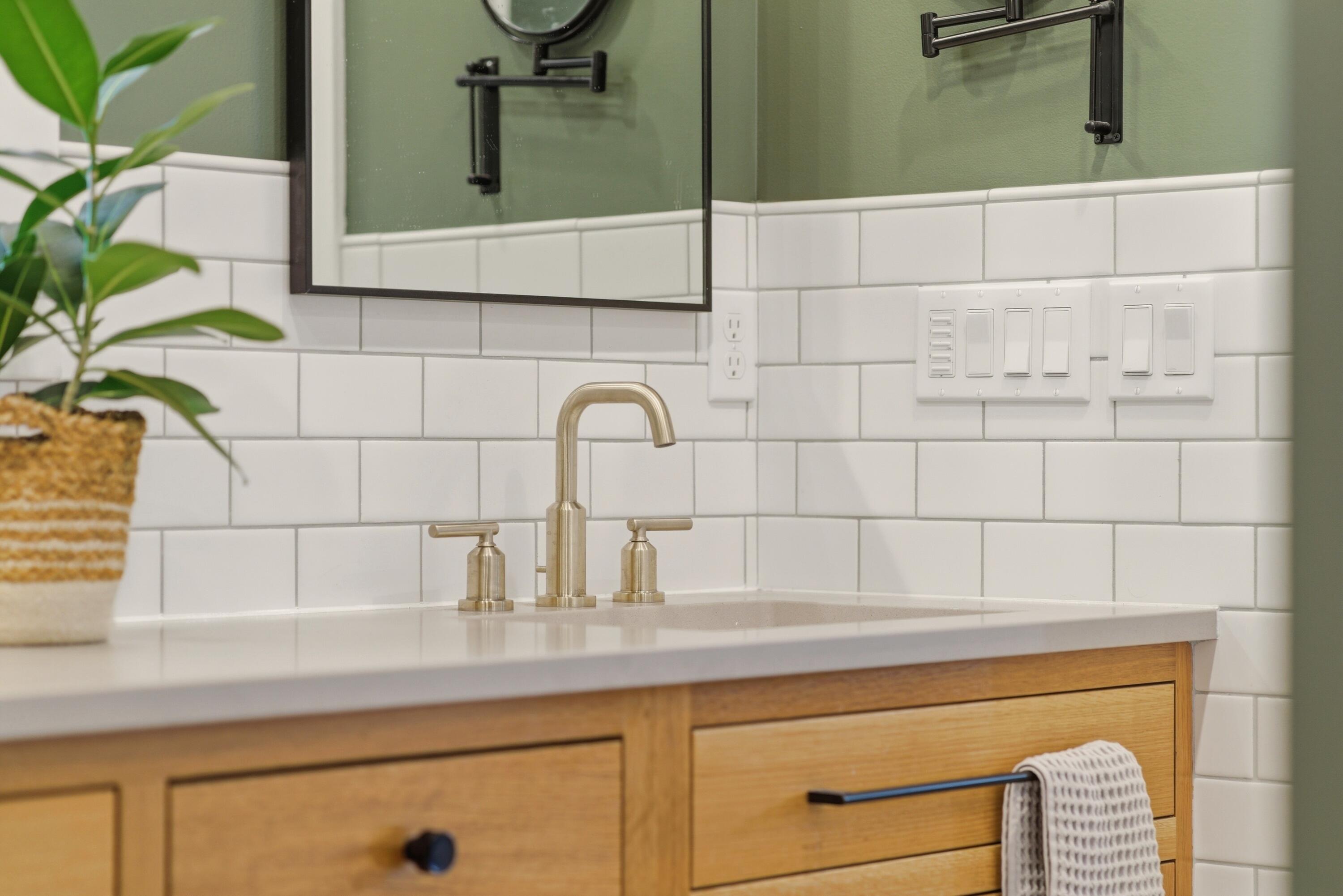 N13463 Schubert Road Trempealeau, WI 54661 - Photo 27 of 61 Master Bath