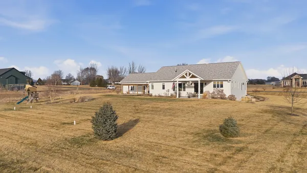 $639,900 | N13463 Schubert Road, Trempealeau, WI 54661