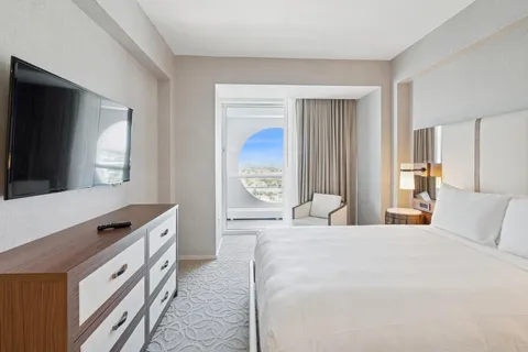 $1,500,000 | 551 North Fort Lauderdale Beach Boulevard, Unit R1902, Fort Lauderdale, FL 33304