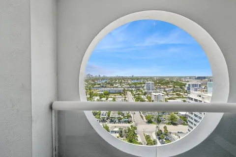 $1,500,000 | 551 North Fort Lauderdale Beach Boulevard, Unit R1902, Fort Lauderdale, FL 33304