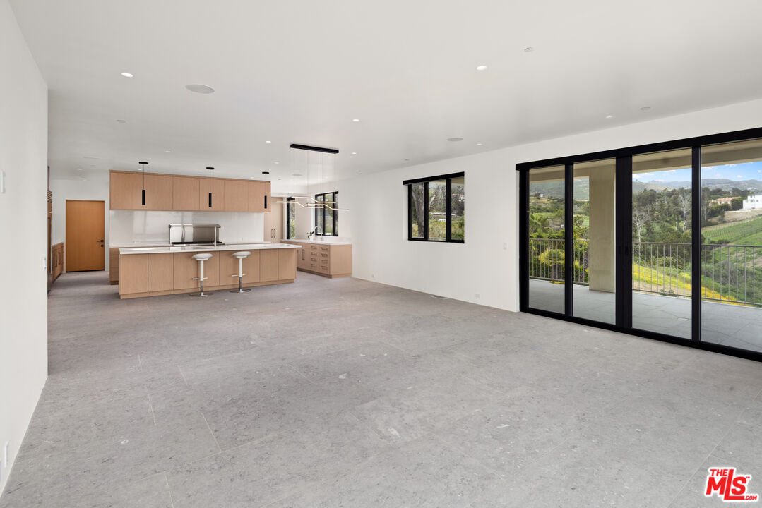 6242 Cavalleri Road Malibu, CA 90265 - Photo 6 of 20
