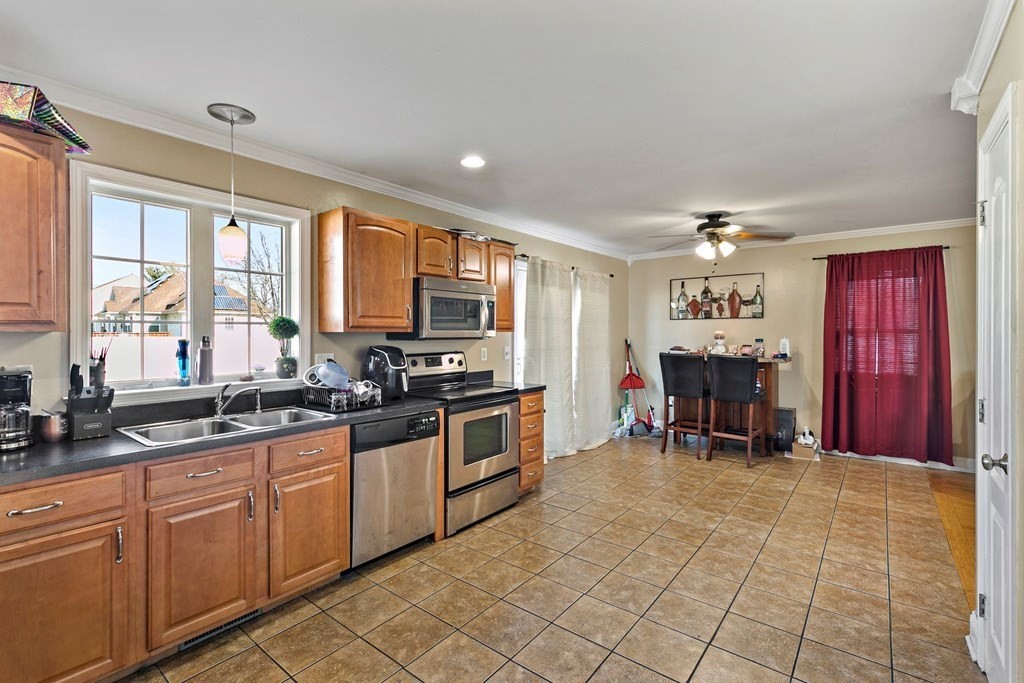 46 Pearson Drive Springfield, MA 01119 - Photo 7 of 31