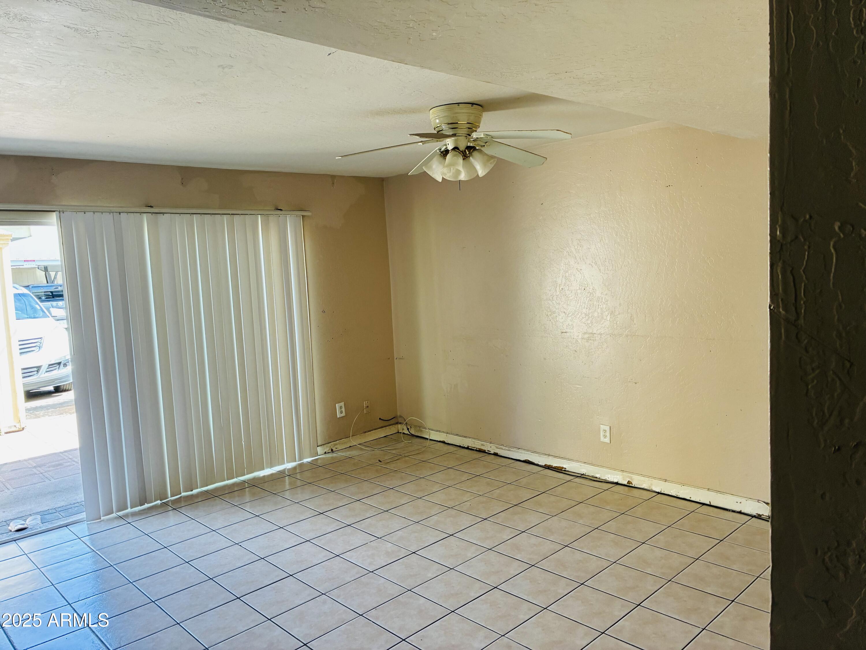 Undisclosed Address Tempe, AZ 85282 - Photo 6 of 23 an empty room with windows