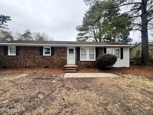 $1,950 | 1329 Hunters Road, New Bern, NC 28562
