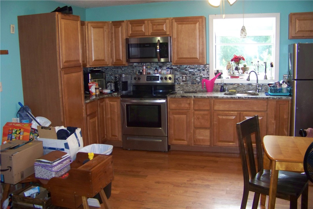 35 East Killingly Road Foster, RI 02825 - Photo 6 of 25