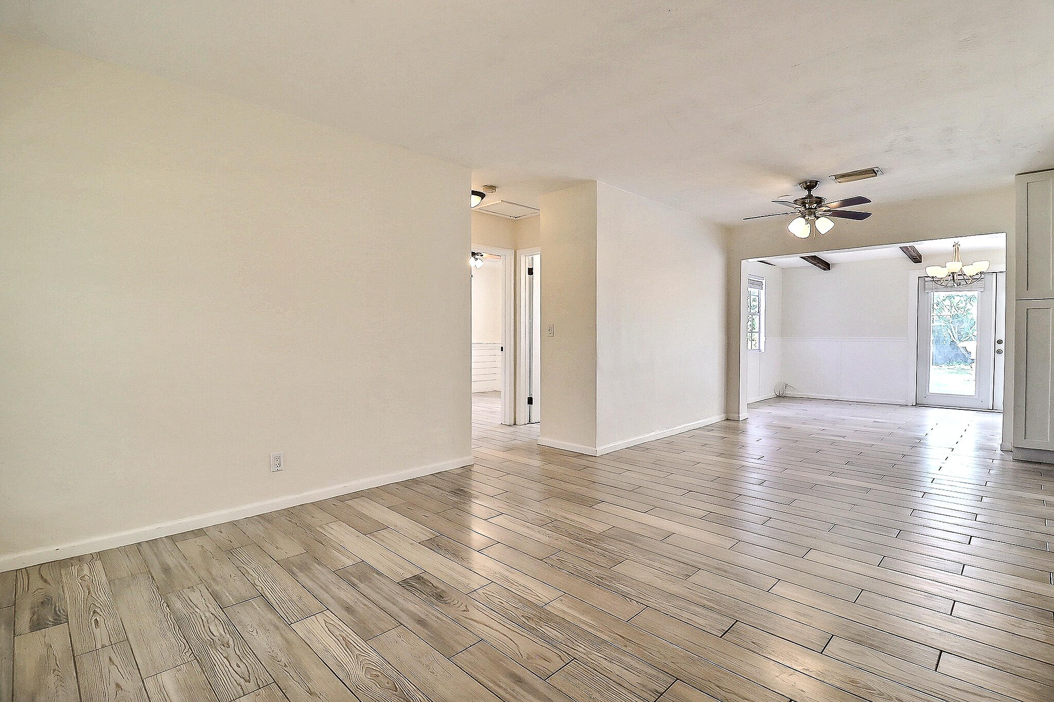 337 Mid Pines Road Palm Springs, FL 33461 - Photo 11 of 32 f31a34d1dc477340c7b8065ff1c5414376dba6f6