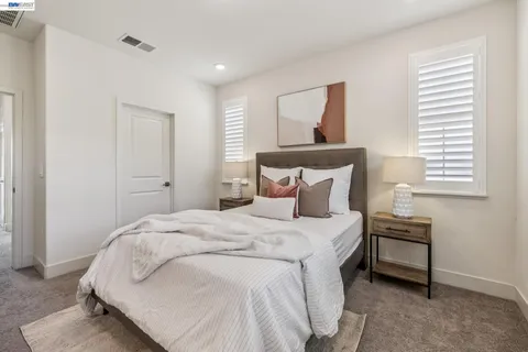 $1,032,000 | 28957 Ashwell Avenue, Hayward, CA 94544