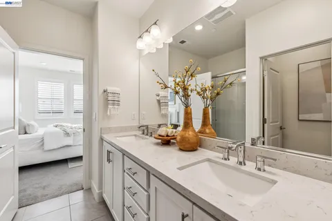 $1,032,000 | 28957 Ashwell Avenue, Hayward, CA 94544