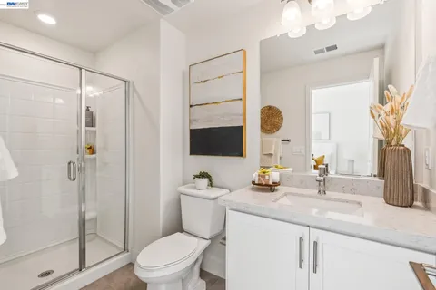 $1,032,000 | 28957 Ashwell Avenue, Hayward, CA 94544