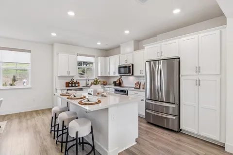 $1,032,000 | 28957 Ashwell Avenue, Hayward, CA 94544