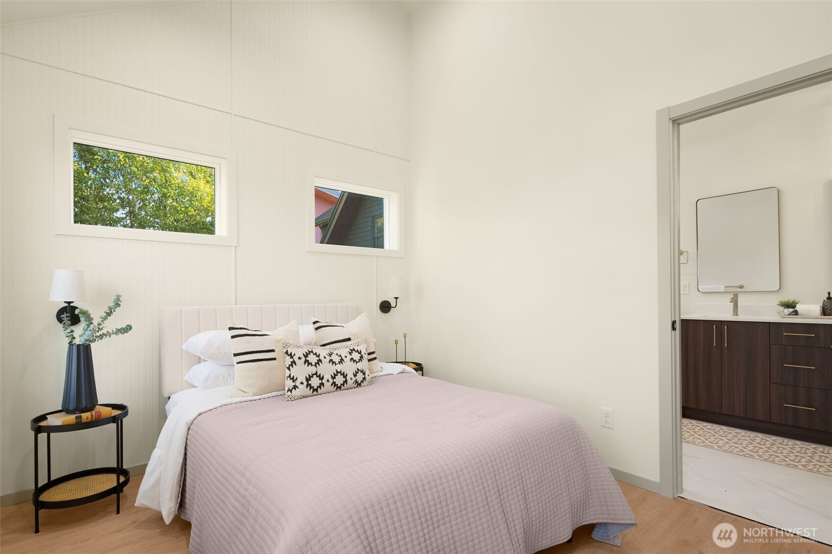 104 North 80th Street Seattle, WA 98103 - Photo 11 of 16