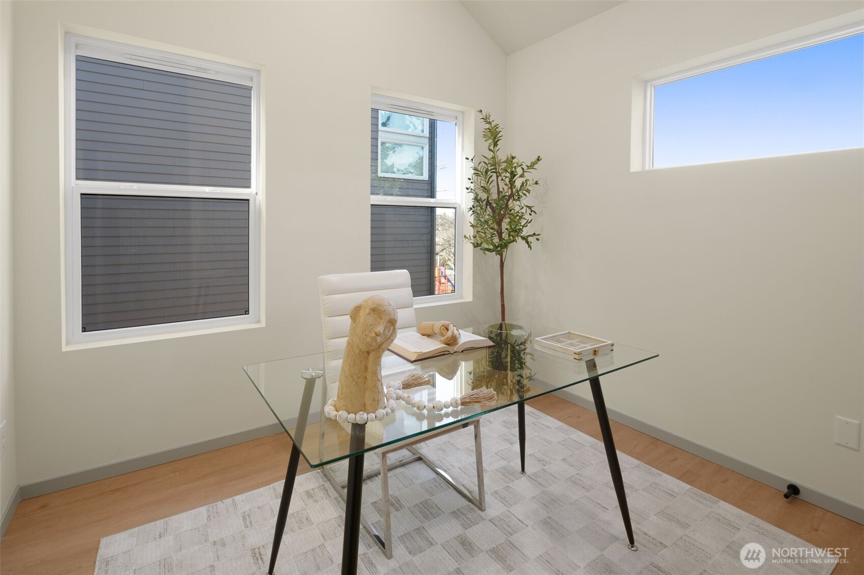 104 North 80th Street Seattle, WA 98103 - Photo 8 of 16