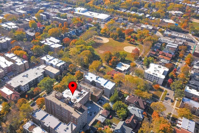 $249,900 | 1640 West Sherwin Avenue, Unit 3B, Chicago, IL 60626