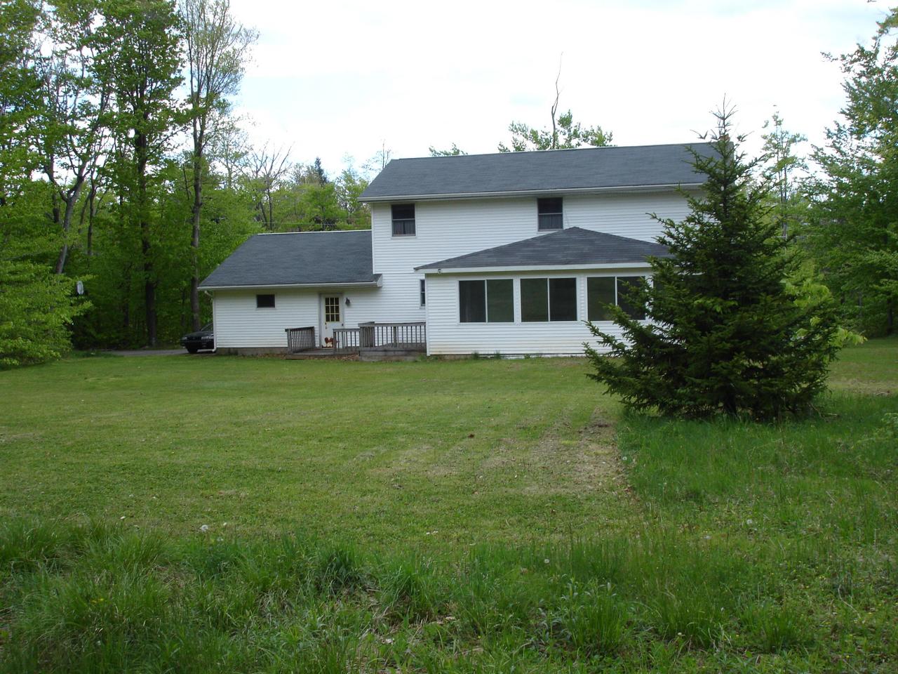205 Ross Road Tobyhanna, PA 18466 - Photo 4 of 17 Rear View