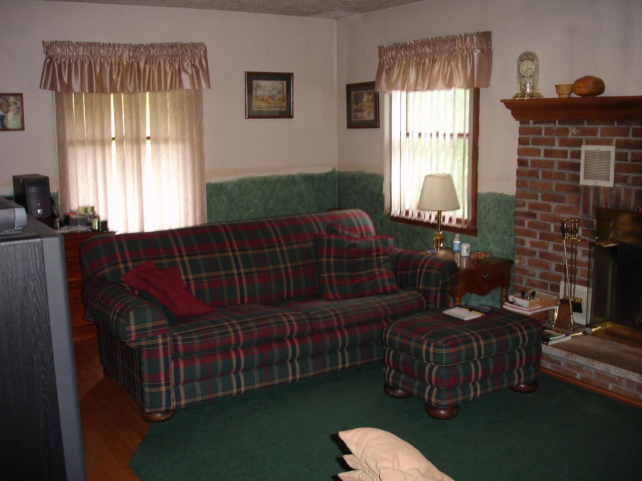 205 Ross Road Tobyhanna, PA 18466 - Photo 10 of 17 Living Room #2