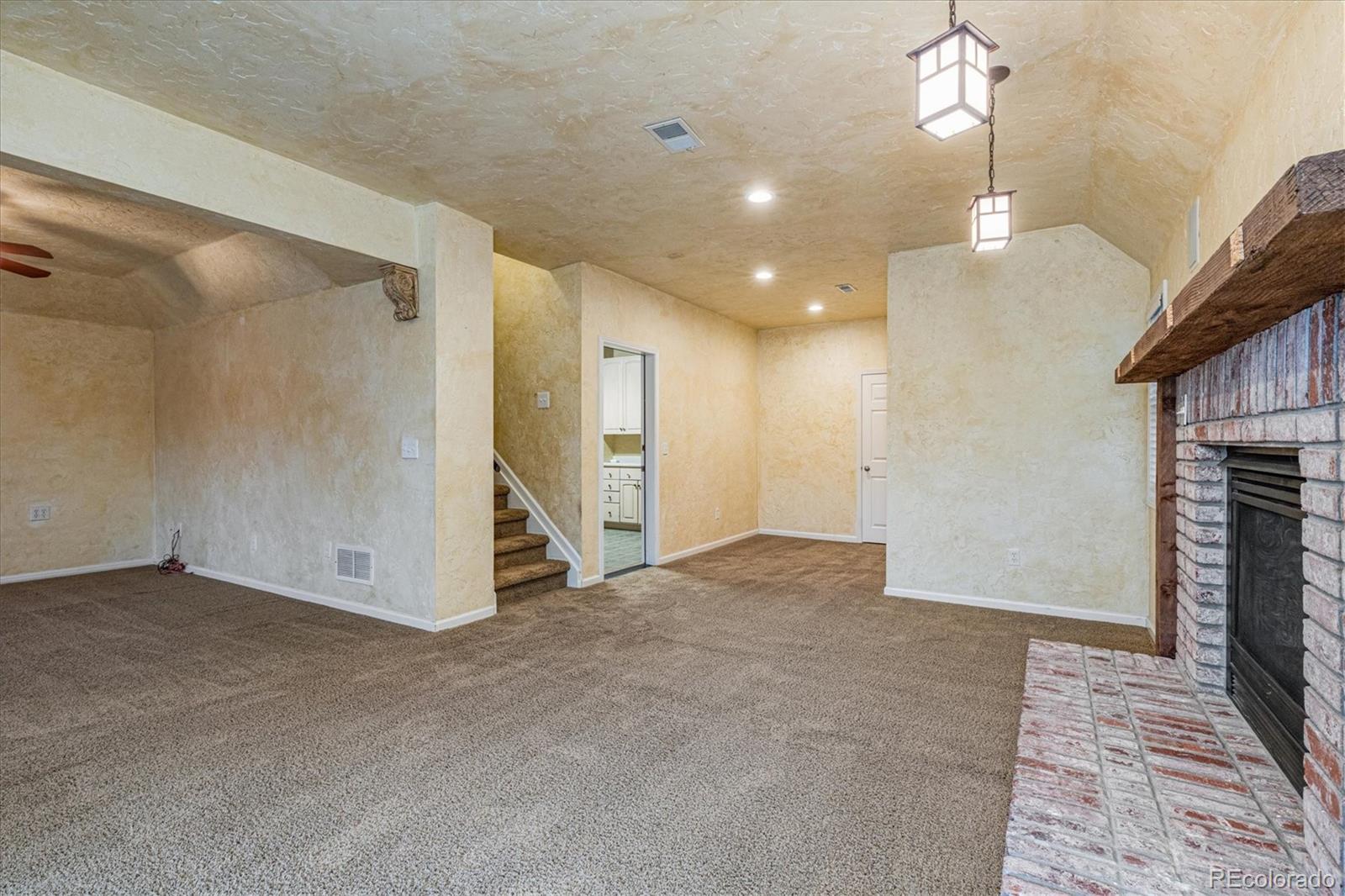 8696 Thunderbird Road Parker, CO 80134 - Photo 29 of 40