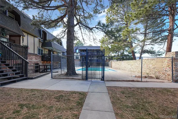 $206,000 | 8060 West 9th Avenue, Unit 115, Lakewood, CO 80214