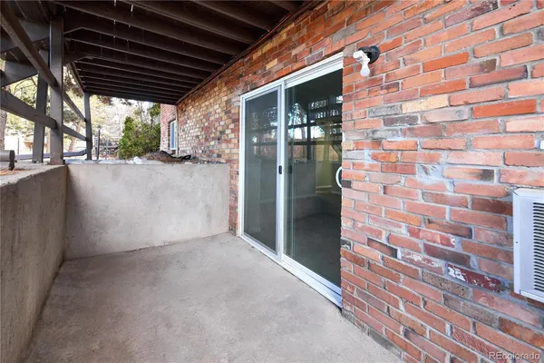 $206,000 | 8060 West 9th Avenue, Unit 115, Lakewood, CO 80214