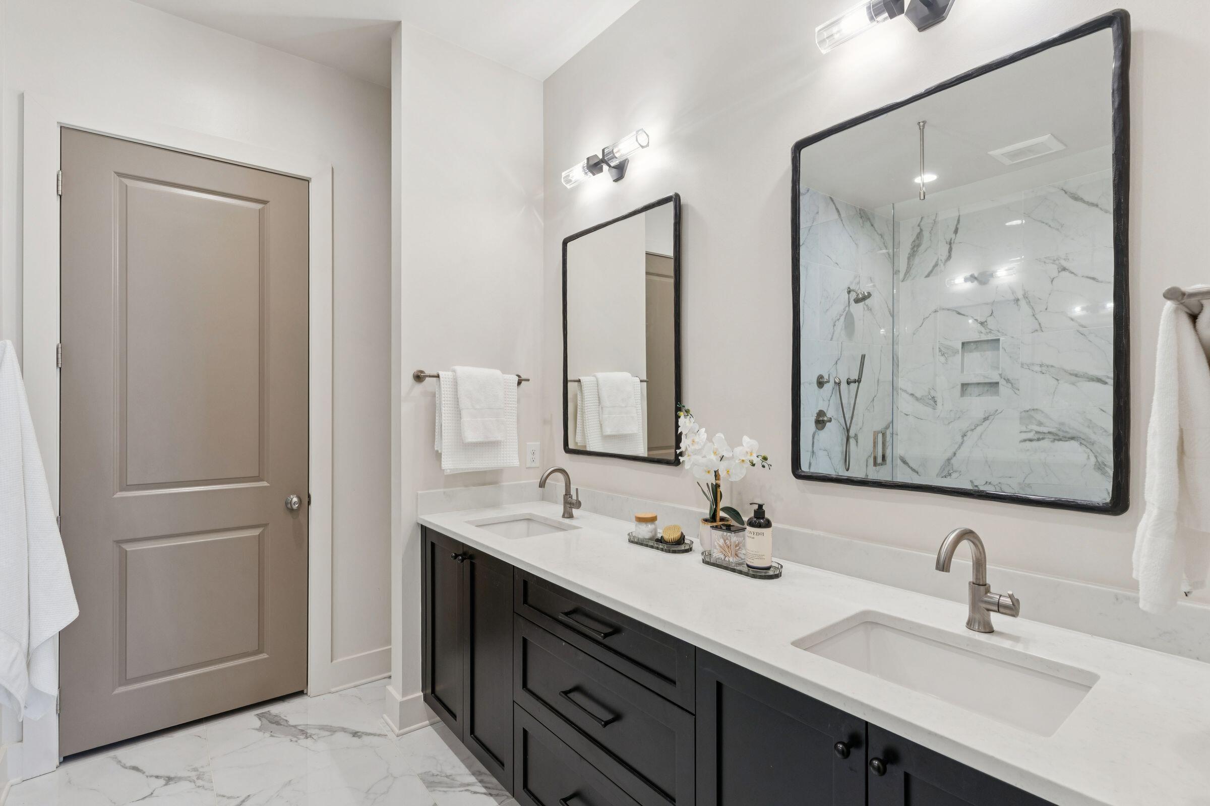 600 Waterman Street, Unit 732 Charleston, SC 29492 - Photo 39 of 61 primary bath