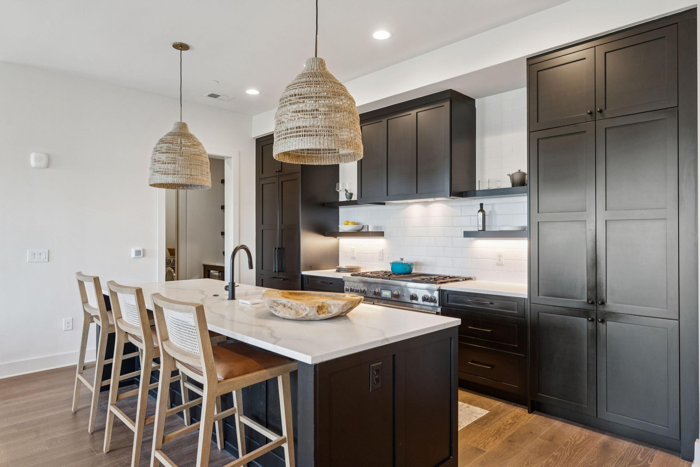 600 Waterman Street, Unit 732 Charleston, SC 29492 - Photo 10 of 61 kitchen