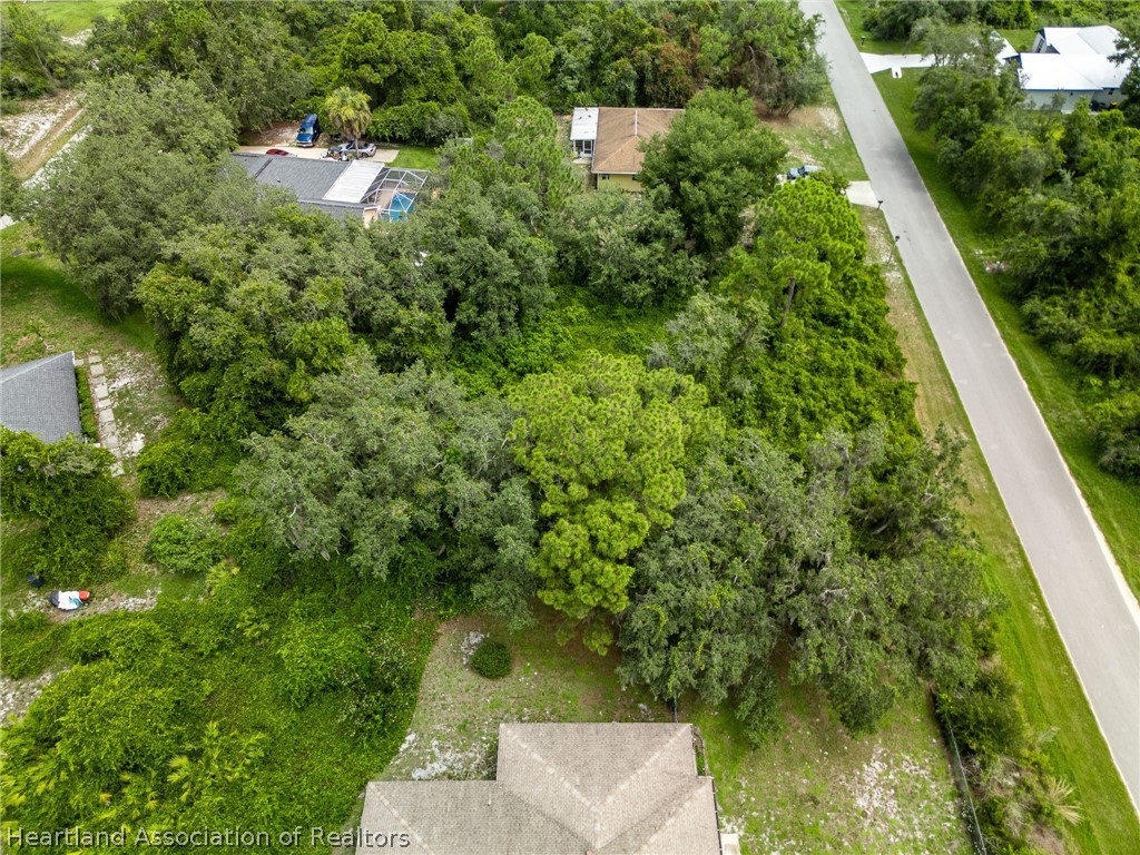 5525 Thunder Road Sebring, FL 33876 - Photo 4 of 6 Gallery Image 4