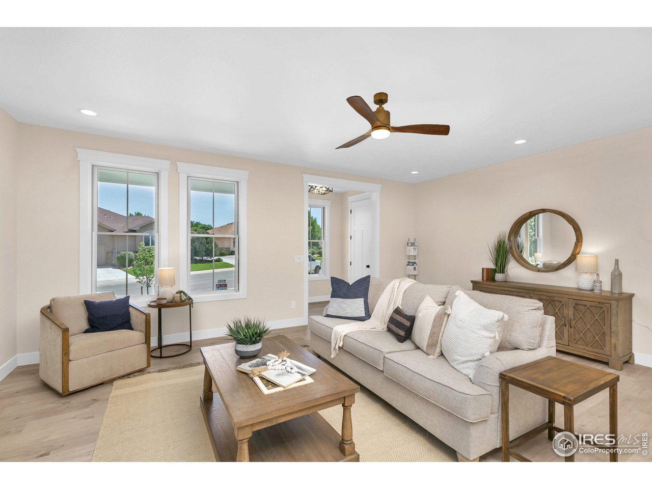 5722 West 3rd Street Greeley, CO 80634 - Photo 6 of 30 9' interior ceilings