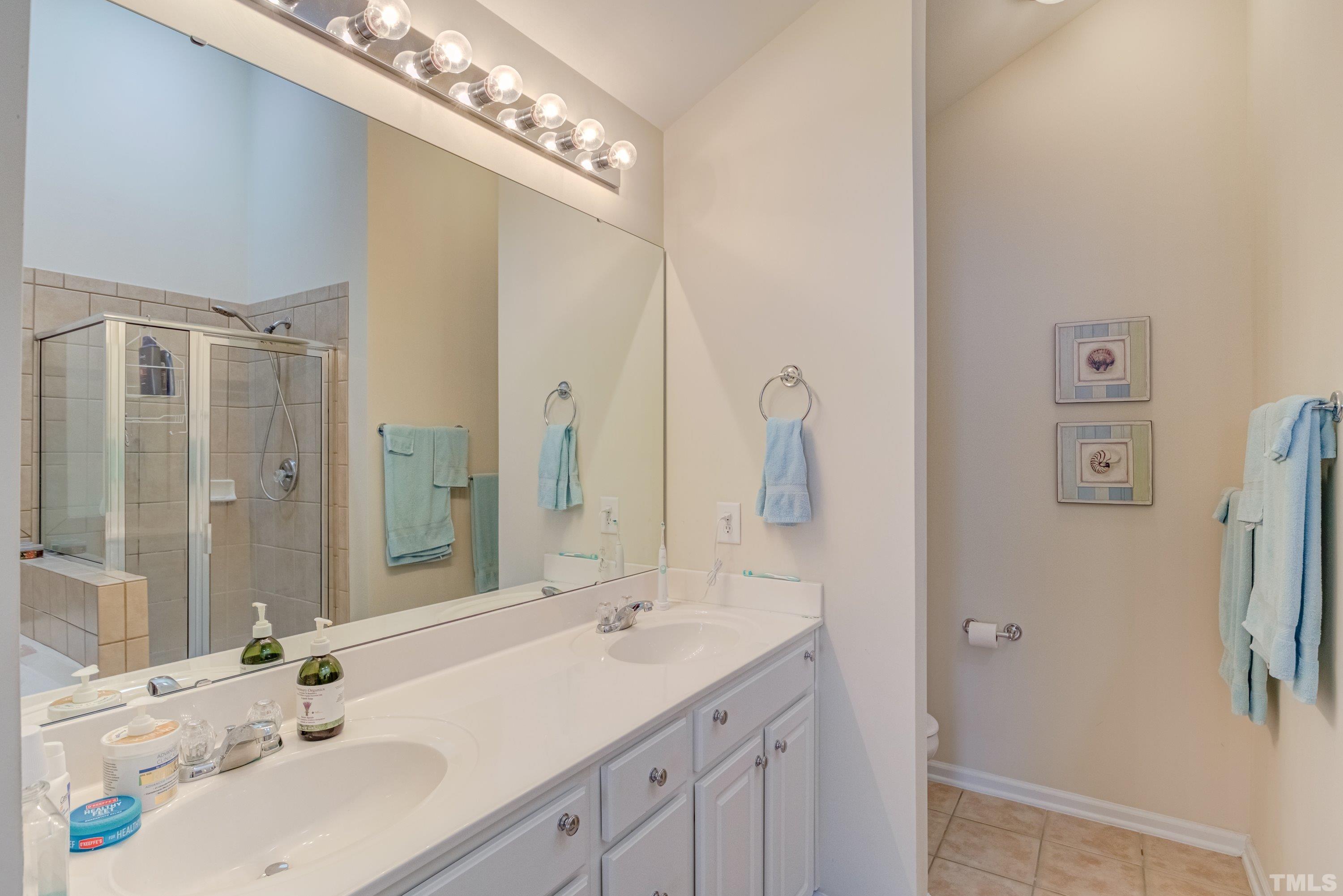 4619 Kings Garden Road Raleigh, NC 27612 - Photo 26 of 47 Gallery Image 26