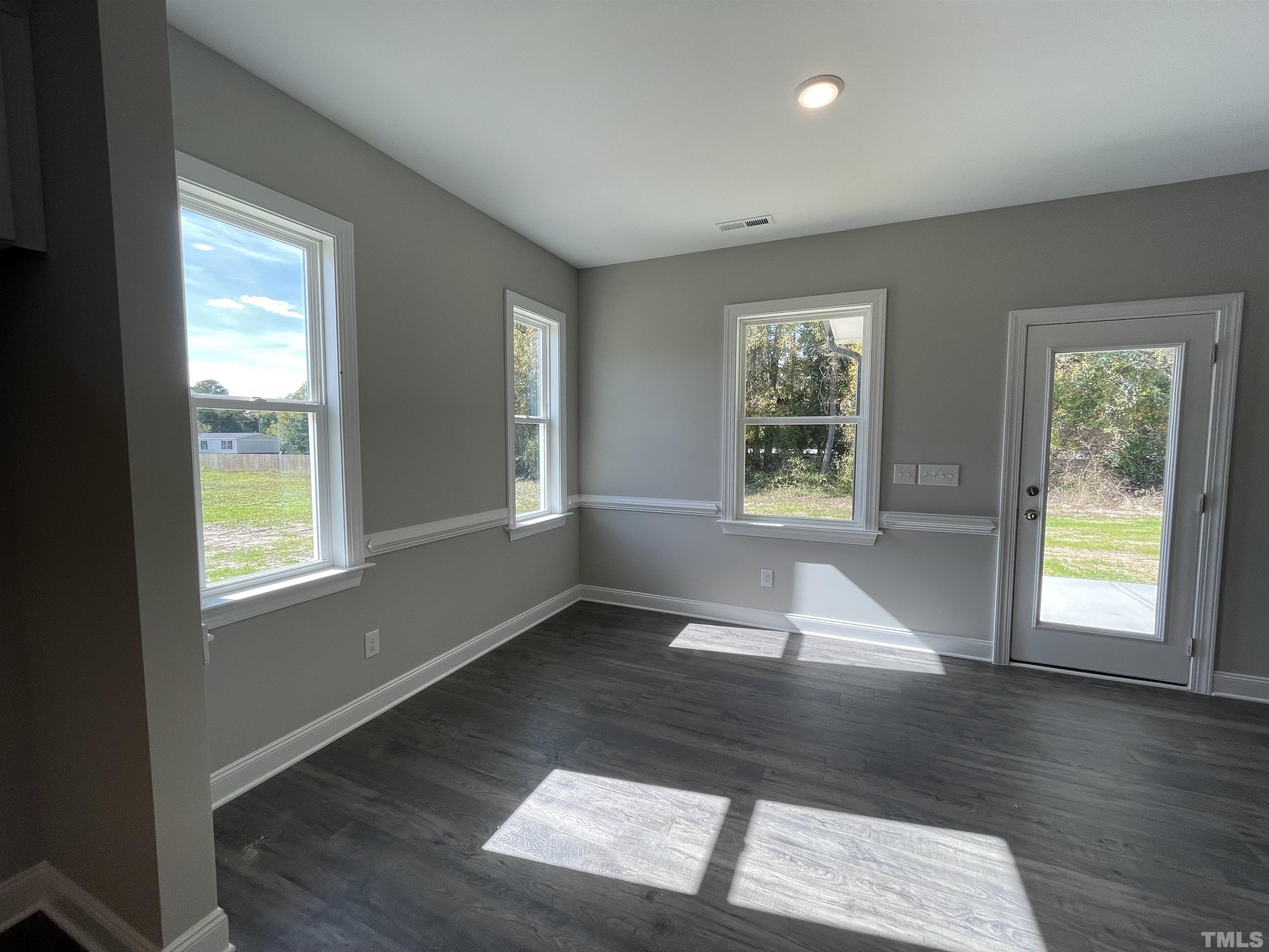 135 Wolf Rdg Court Willow Spring, NC 27592 - Photo 9 of 29 Gallery Image 9