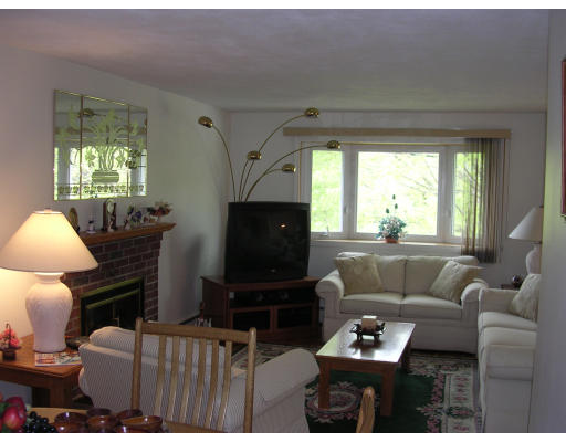 21 Mountain Road Burlington, MA 01803 - Photo 7 of 10 Gallery Image 7