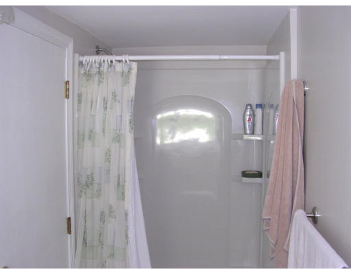 21 Mountain Road Burlington, MA 01803 - Photo 8 of 10 Gallery Image 8