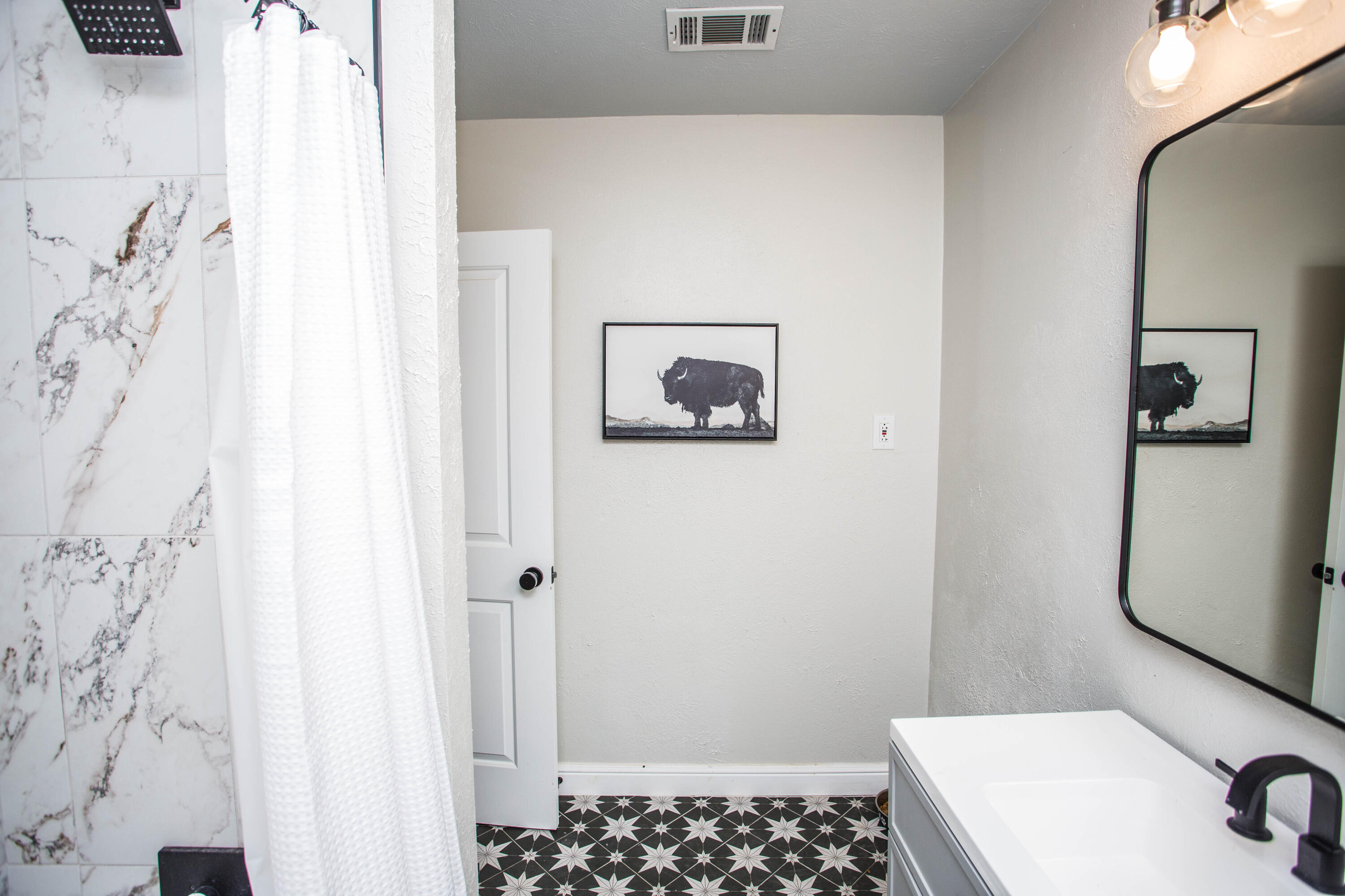 2712 30th Street Lubbock, TX 79410 - Photo 12 of 27 5V2A9432