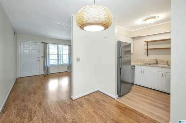 $1,350 | 2727 Highland Avenue, Unit 204, Birmingham, AL 35205