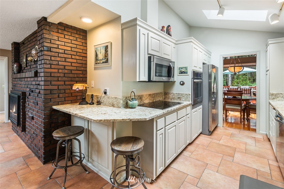 16209 Southeast 145th Street Renton, WA 98059 - Photo 9 of 23