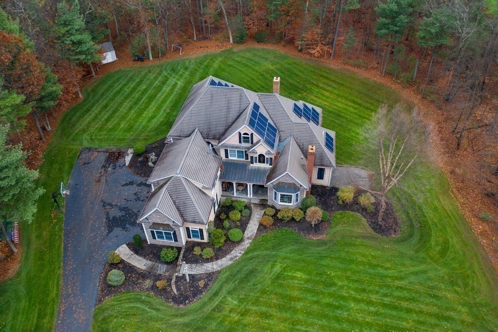 85 Fox Run Road Bolton, MA 01740 - Photo 3 of 35