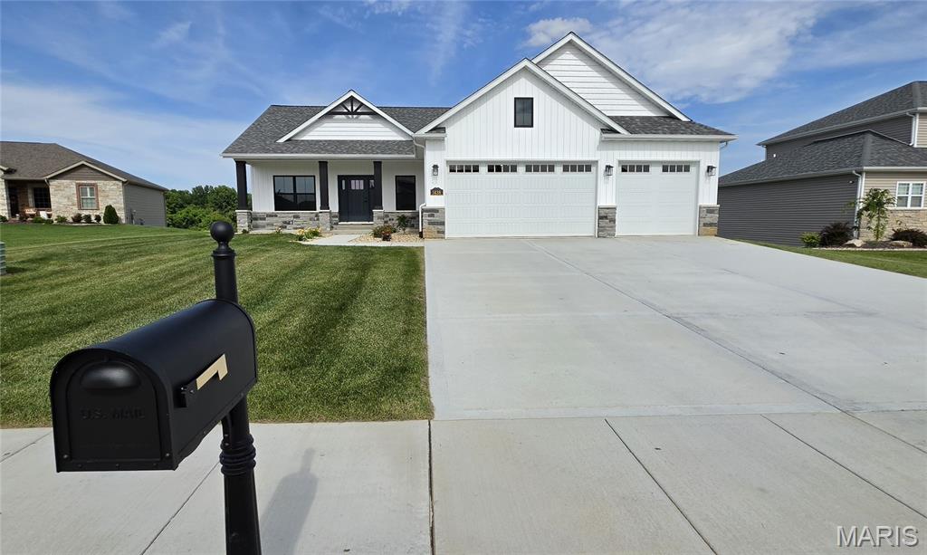1438 Montauk Road Troy, IL 62294 - Photo 2 of 98