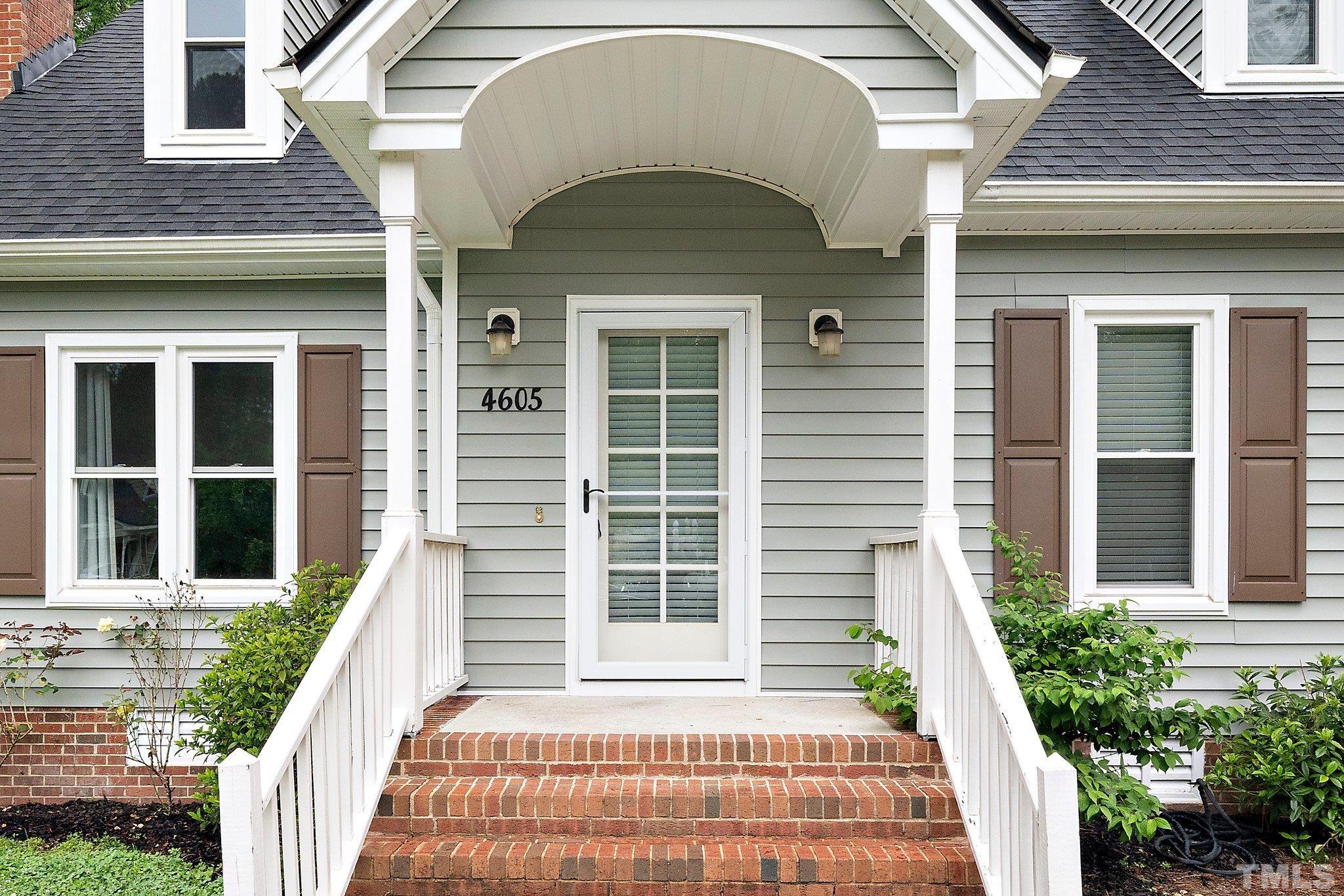 4605 Thurmount Place Raleigh, NC 27604 - Photo 4 of 28 Gallery Image 4