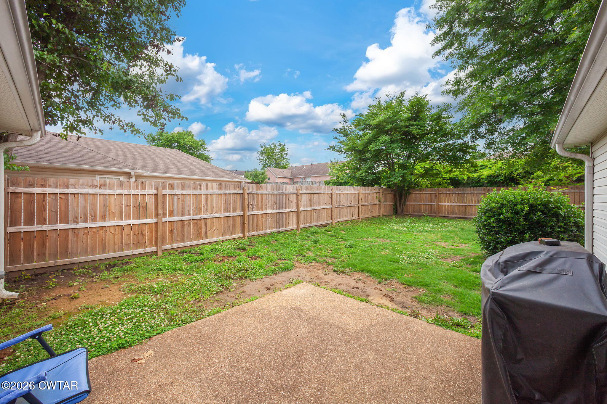 80 Rooker Drive Jackson, TN 38305 - Photo 26 of 30 a view of a backyard with a garden