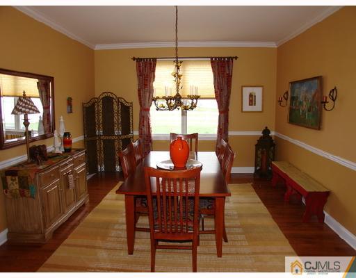8 Chambry Court Freehold, NJ 07728 - Photo 4 of 9
