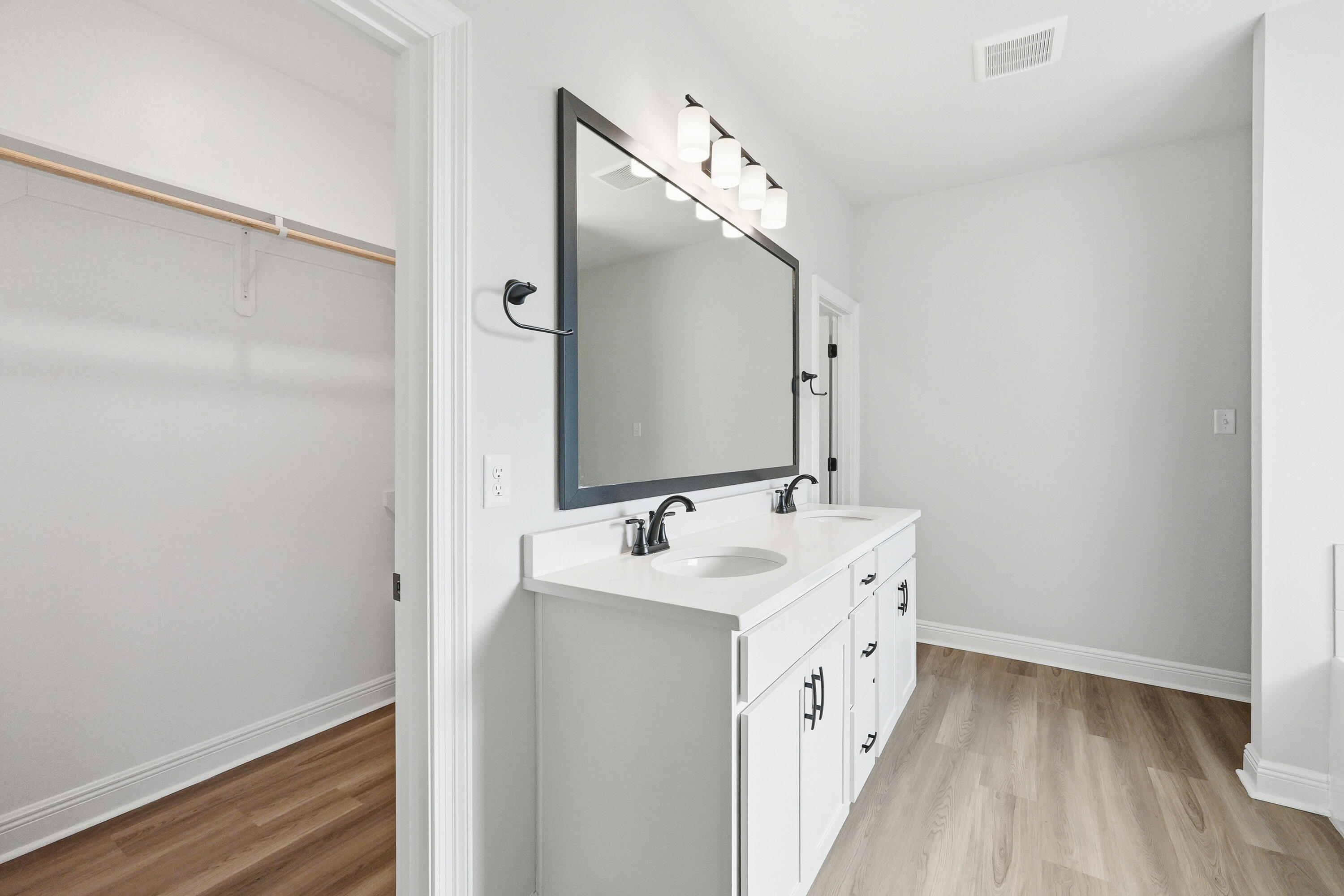 4631 Jayhawk Drive Crestview, FL 32539 - Photo 34 of 65 4631 jayhawk dr-42