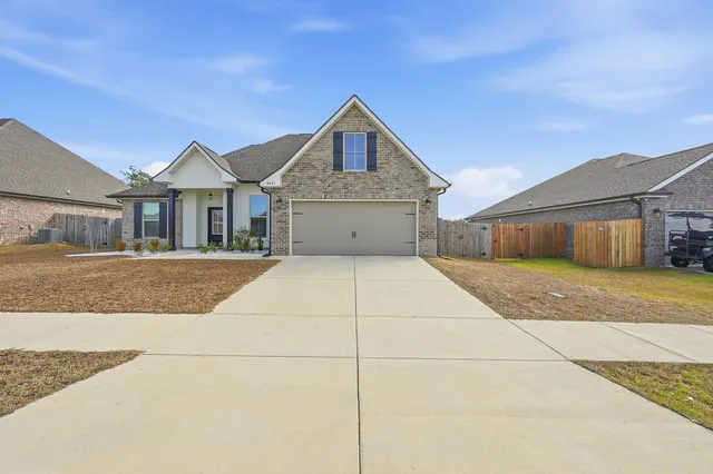 $399,900 | 4631 Jayhawk Drive, Crestview, FL 32539