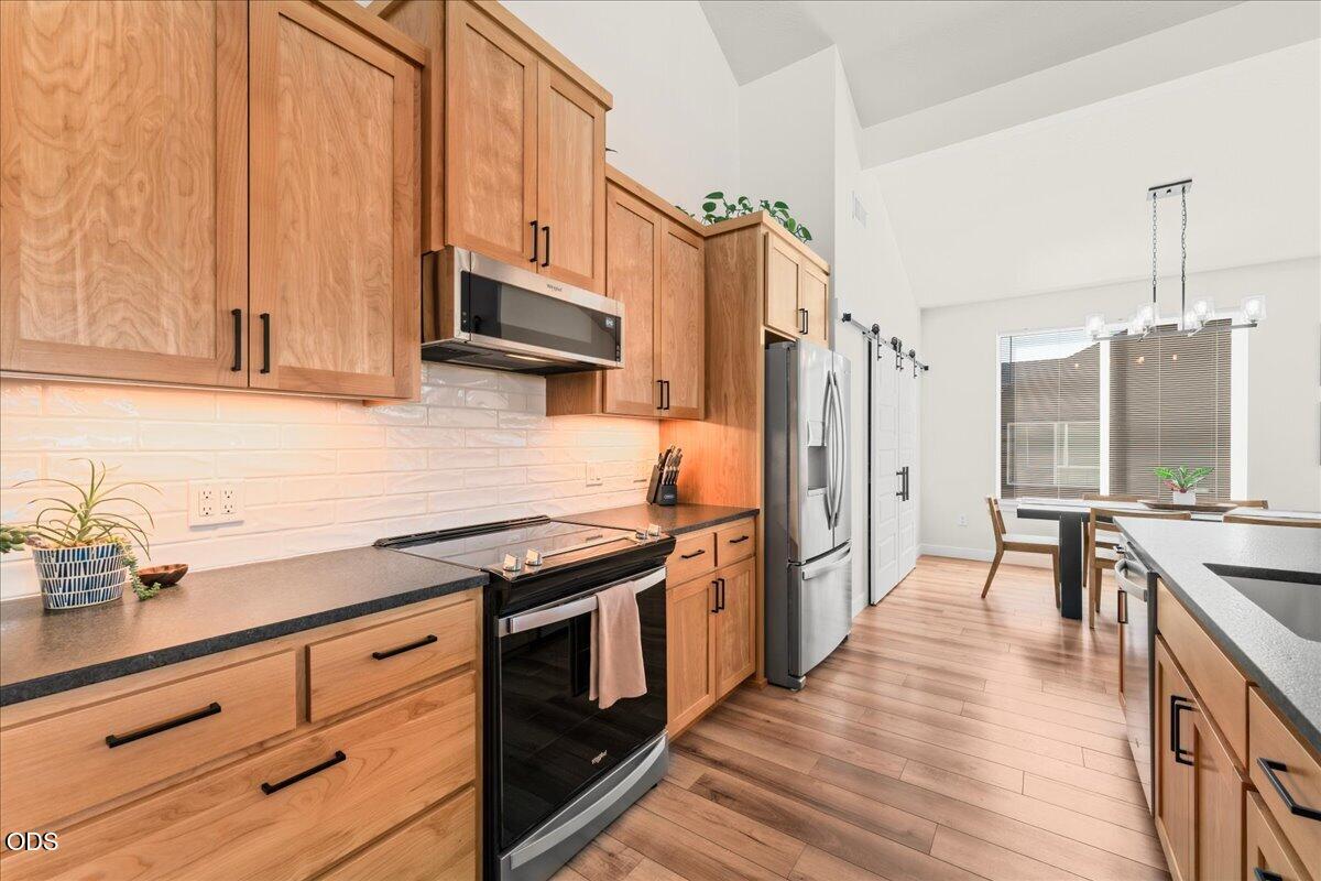 4190 Falcon Ridge Terrace Medford, OR 97504 - Photo 15 of 38 Gallery Image 15