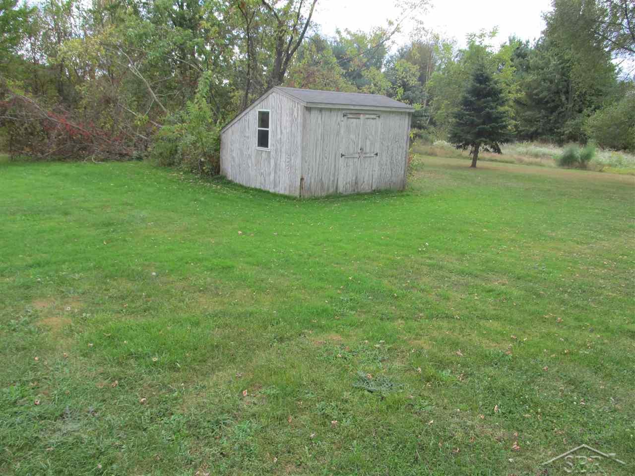 5160 Curve Road Freeland, MI 48623 - Photo 14 of 18
