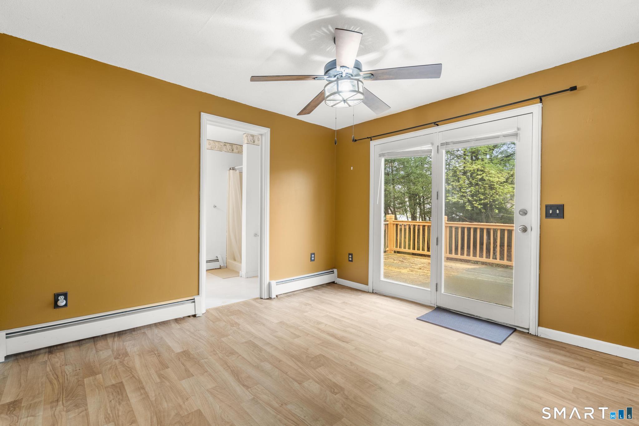 537 George Washington Road Enfield, CT 06082 - Photo 15 of 37
