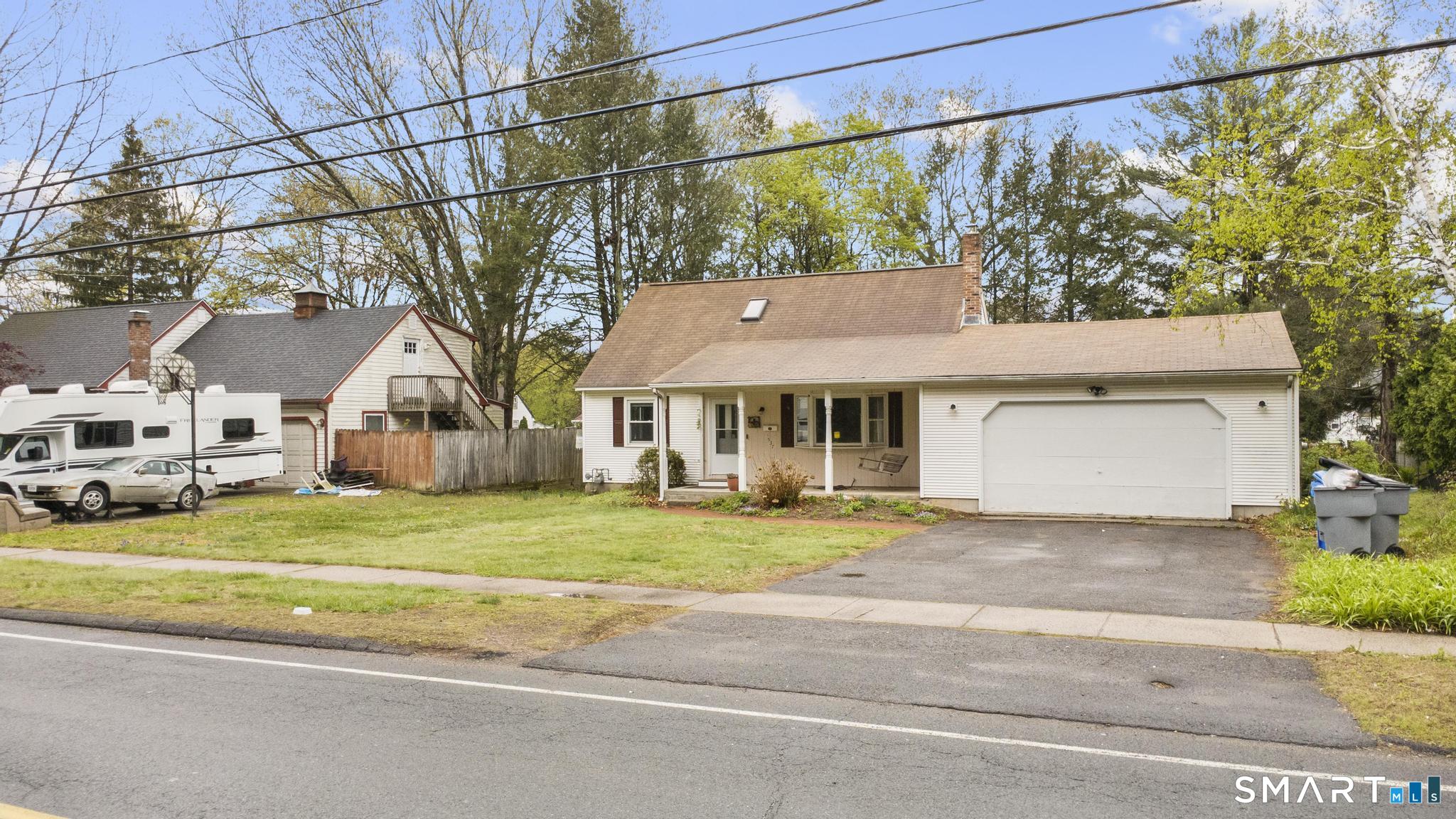 537 George Washington Road Enfield, CT 06082 - Photo 2 of 37