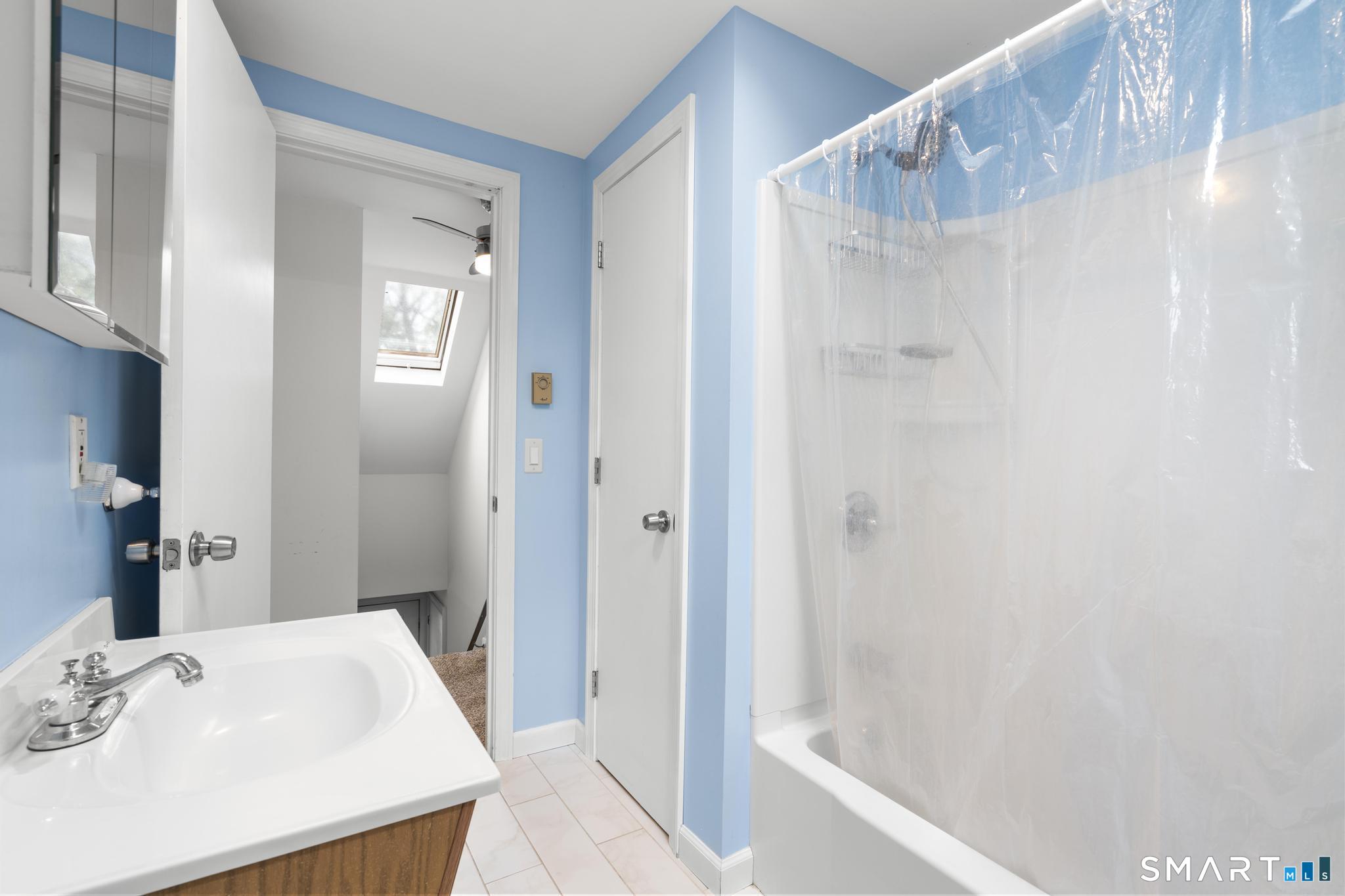537 George Washington Road Enfield, CT 06082 - Photo 34 of 37