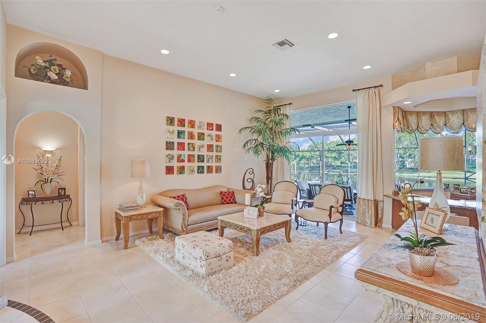 348 Mallard Road Weston, FL 33327 - Photo 22 of 79 Gallery Image 22