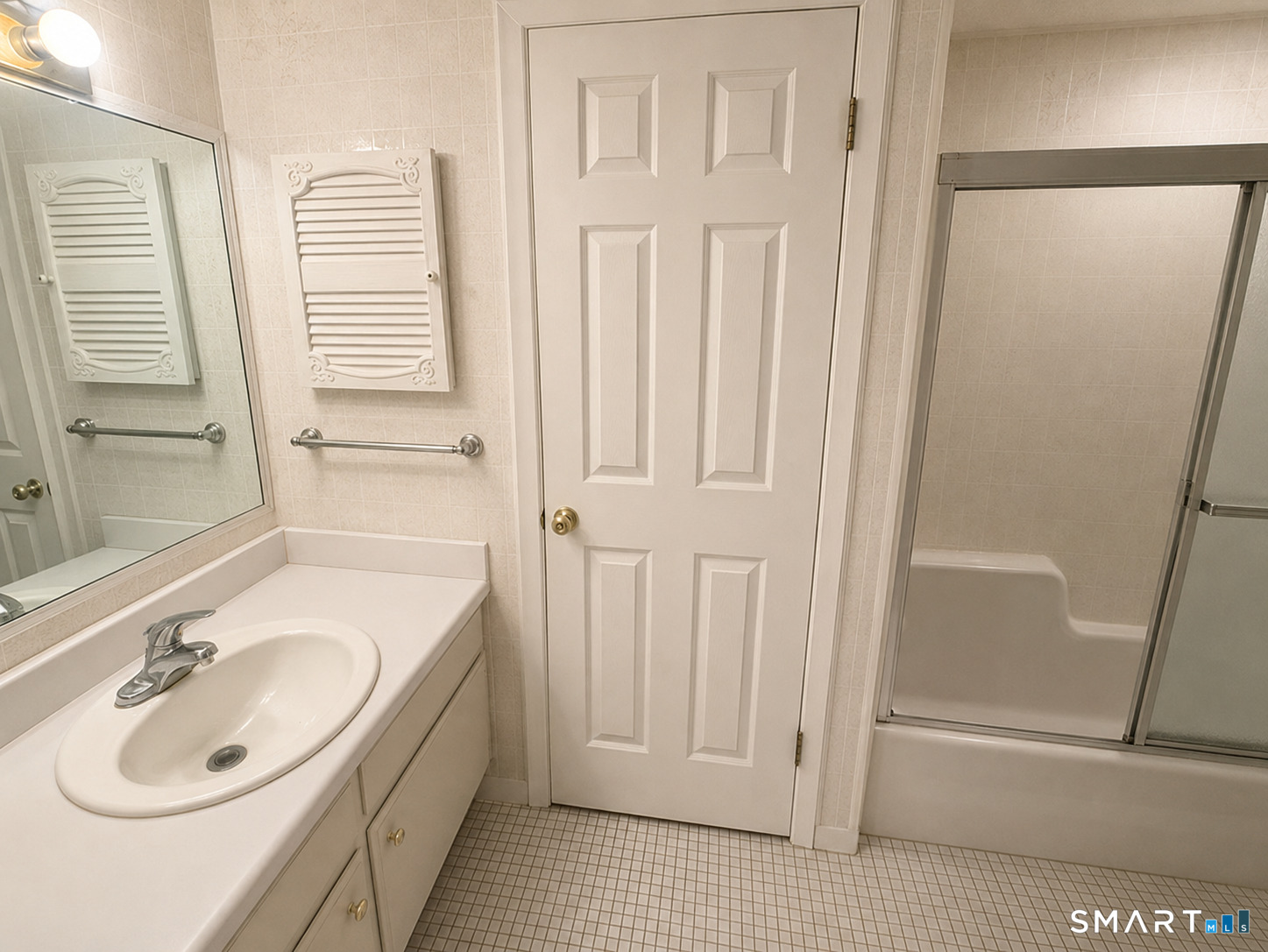 7 Padanaram Road, Unit B23 Danbury, CT 06811 - Photo 8 of 10