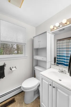 $799,900 | 2 Rhode Island Road, Wilmington, MA 01887